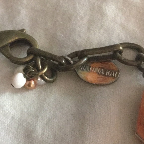 Seashell Necklace 20” drop plus seashell 3.5” seashell w/ Pearl beads. Aloha ☀️ - Picture 8 of 9